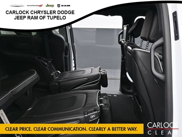 New 2026 Chrysler Pacifica Limited FWD image 37