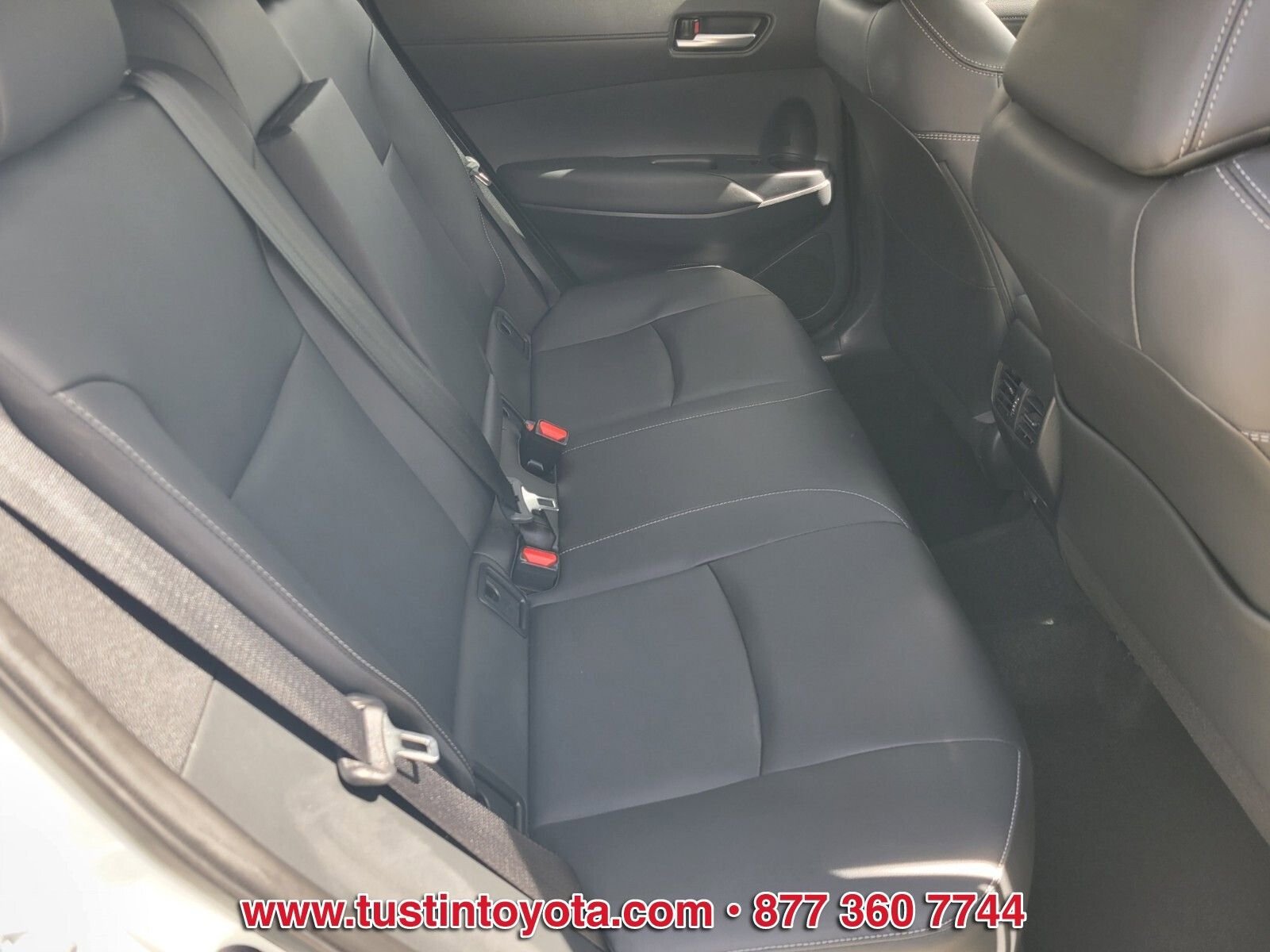 Certified 2023 Toyota Corolla Cross XLE FWD image 14