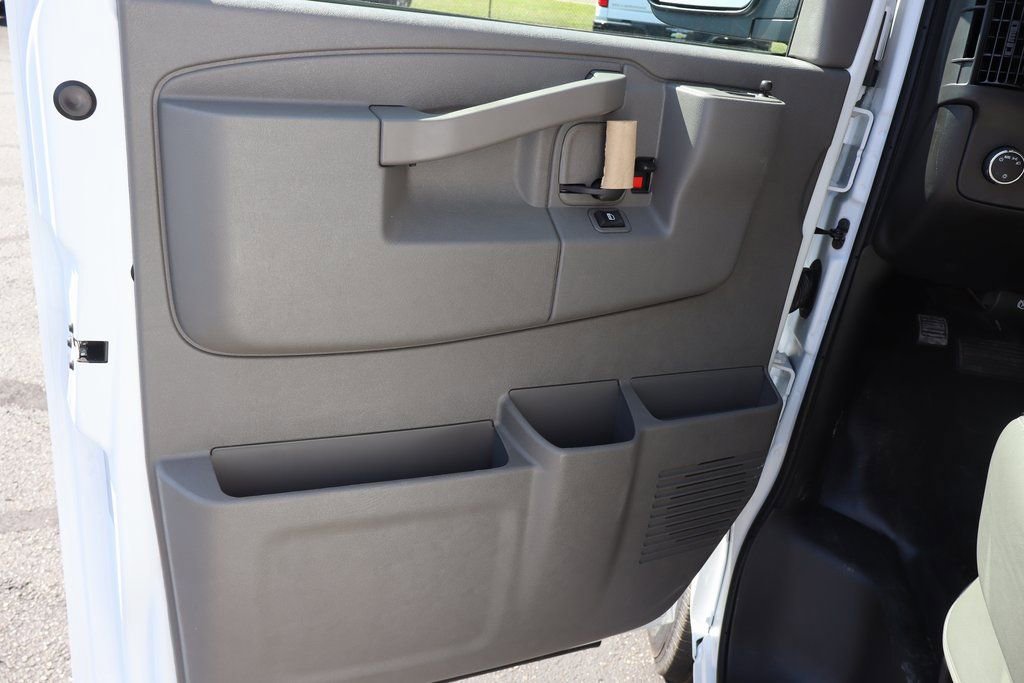 New 2025 Chevrolet Express 2500 w/ Driver Convenience Package image 21