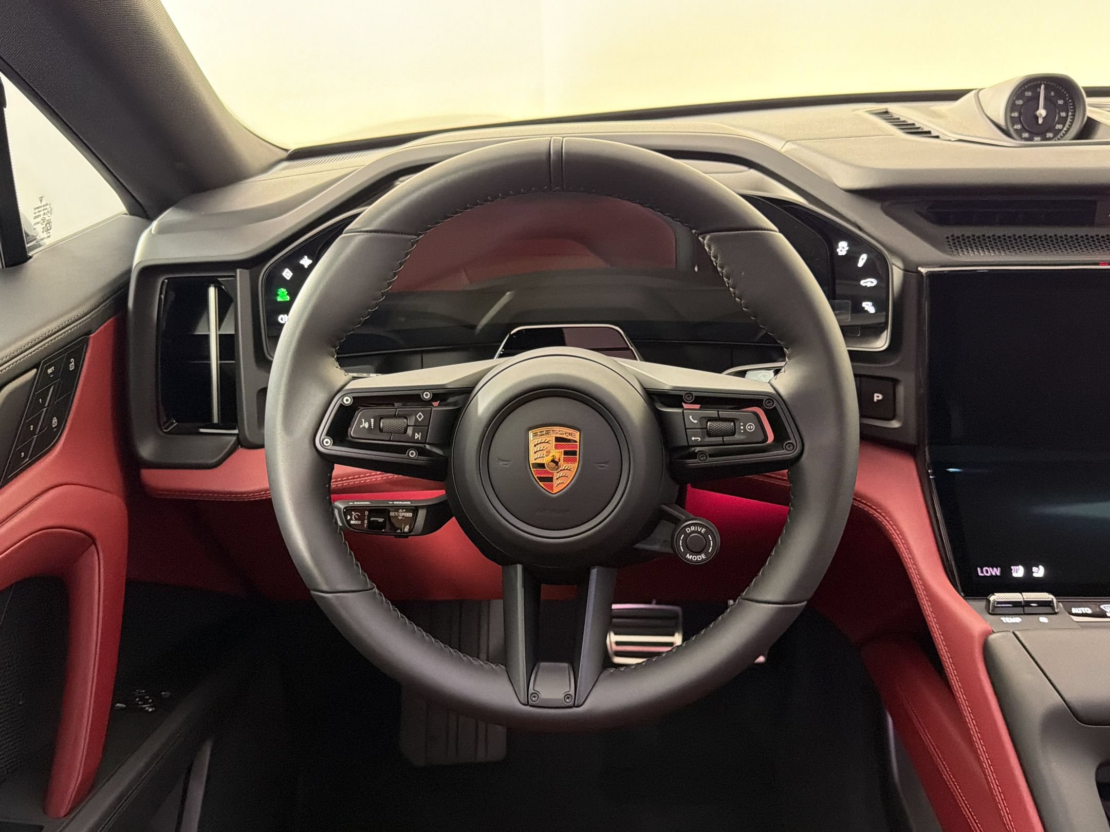 New 2026 Porsche Cayenne S AWD/4WD image 11