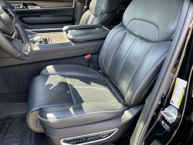 Used 2022 Jeep Grand Wagoneer Series II AWD/4WD image 13