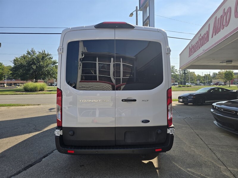 Used 2024 Ford Transit 350 XLT RWD image 5