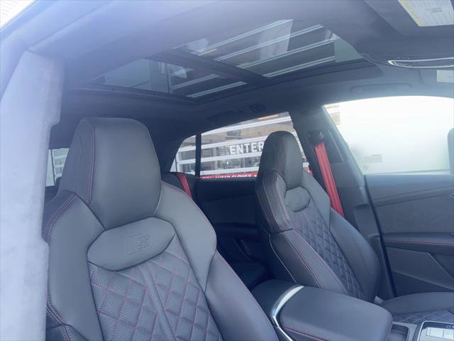 New 2026 Audi SQ8 Prestige AWD/4WD image 39