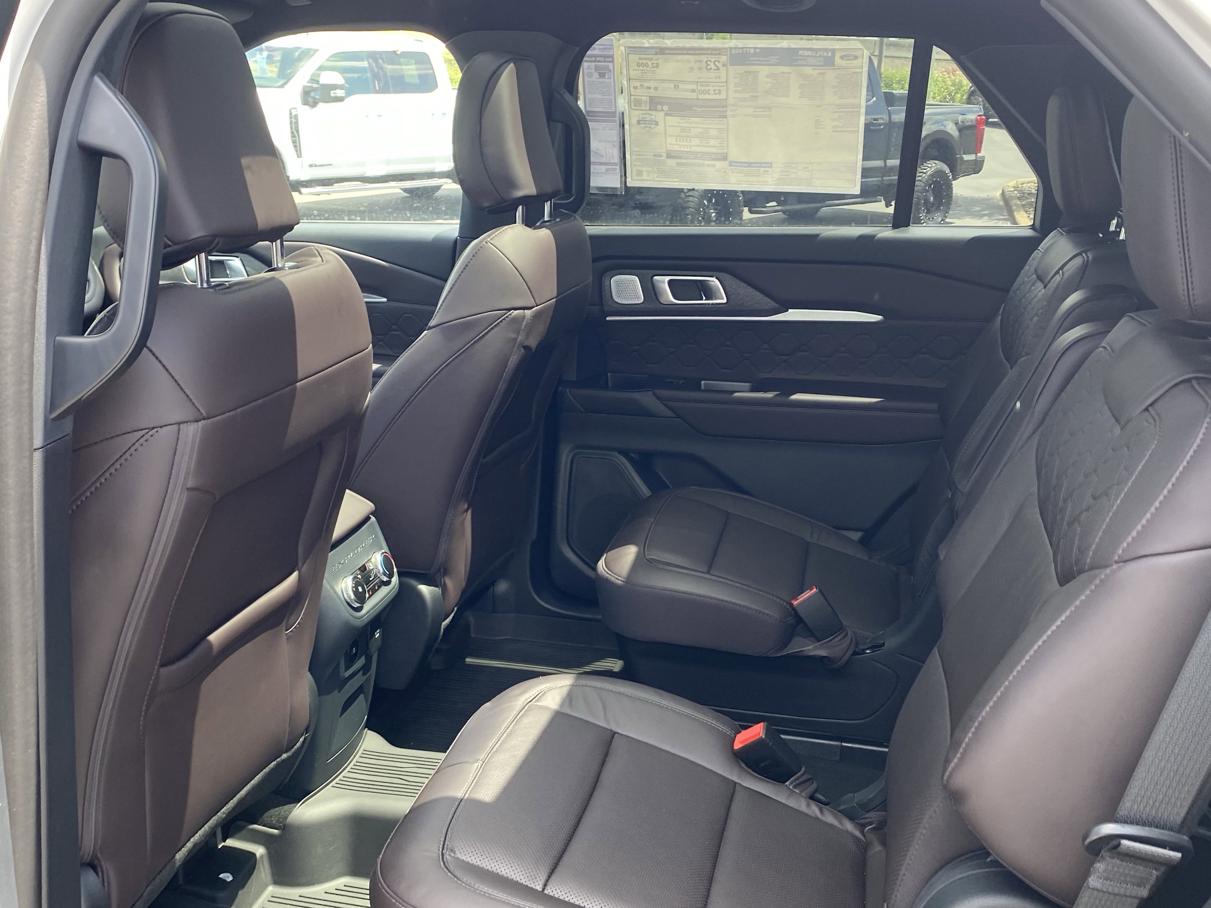 New 2025 Ford Explorer Platinum w/ LUX Leather Package image 11