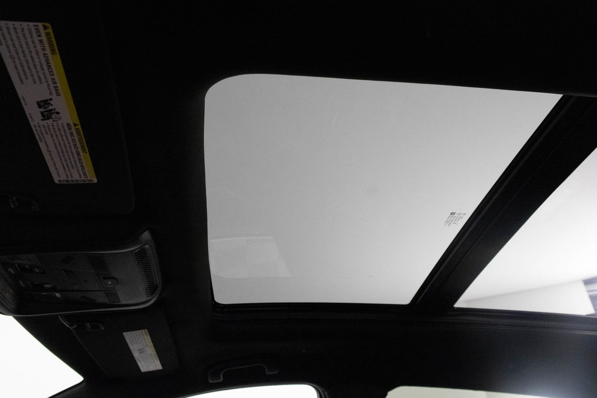 Used 2023 Cadillac XT5 Premium Luxury w/ LPO, Floor Liner Package image 33