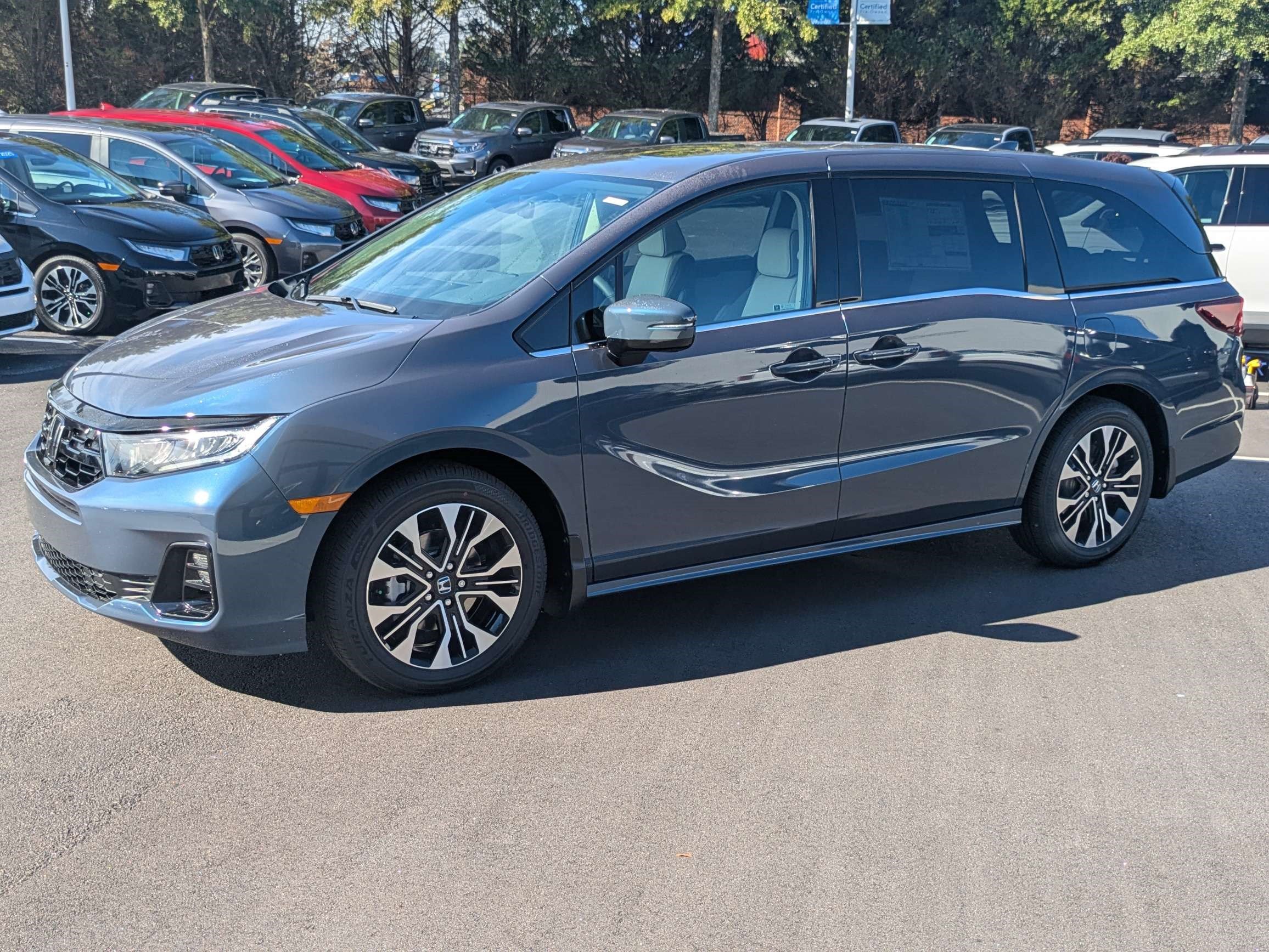 New 2027 Honda Odyssey Elite image 11