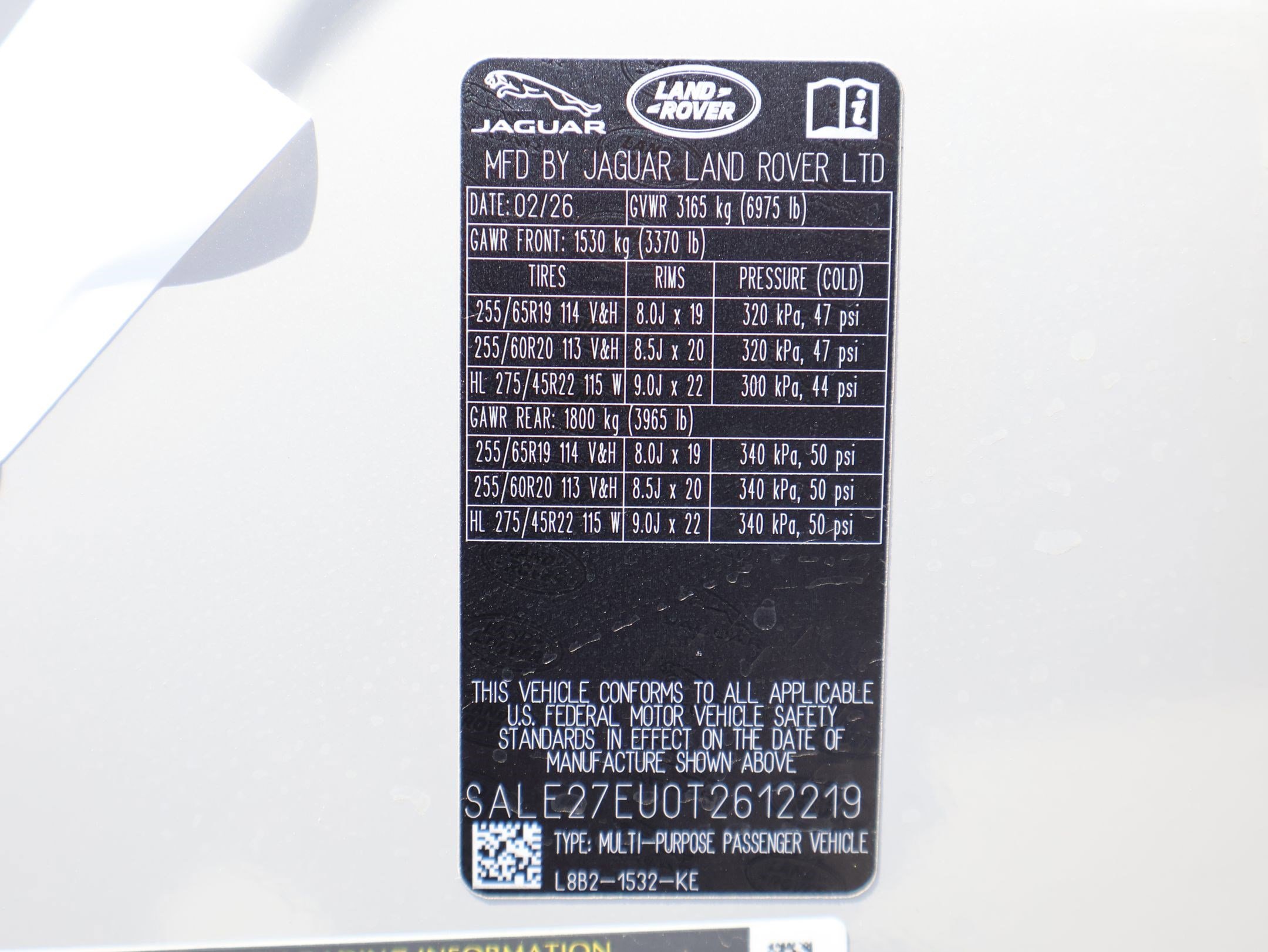 New 2026 Land Rover Defender 110 X-Dynamic SE AWD/4WD image 19