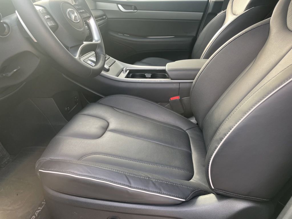 Used 2024 Hyundai Palisade SEL w/ Premium Package FWD image 9