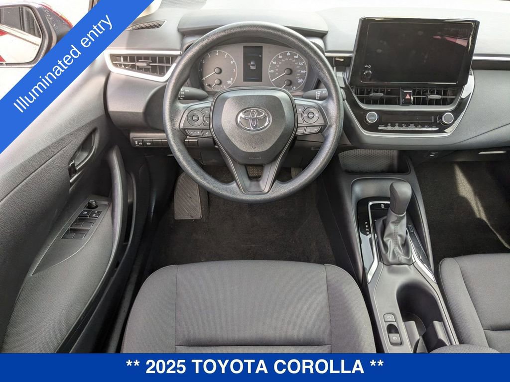 Used 2025 Toyota Corolla LE image 30