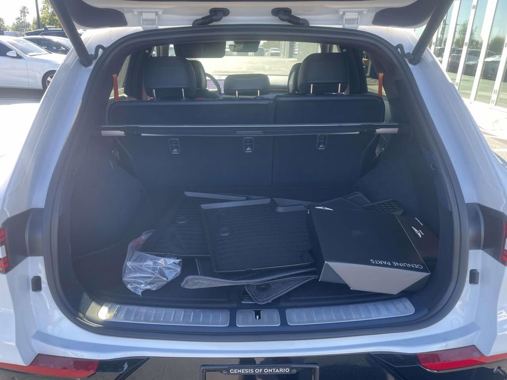 New 2026 Genesis GV70 3.5T Sport Advanced AWD/4WD image 25