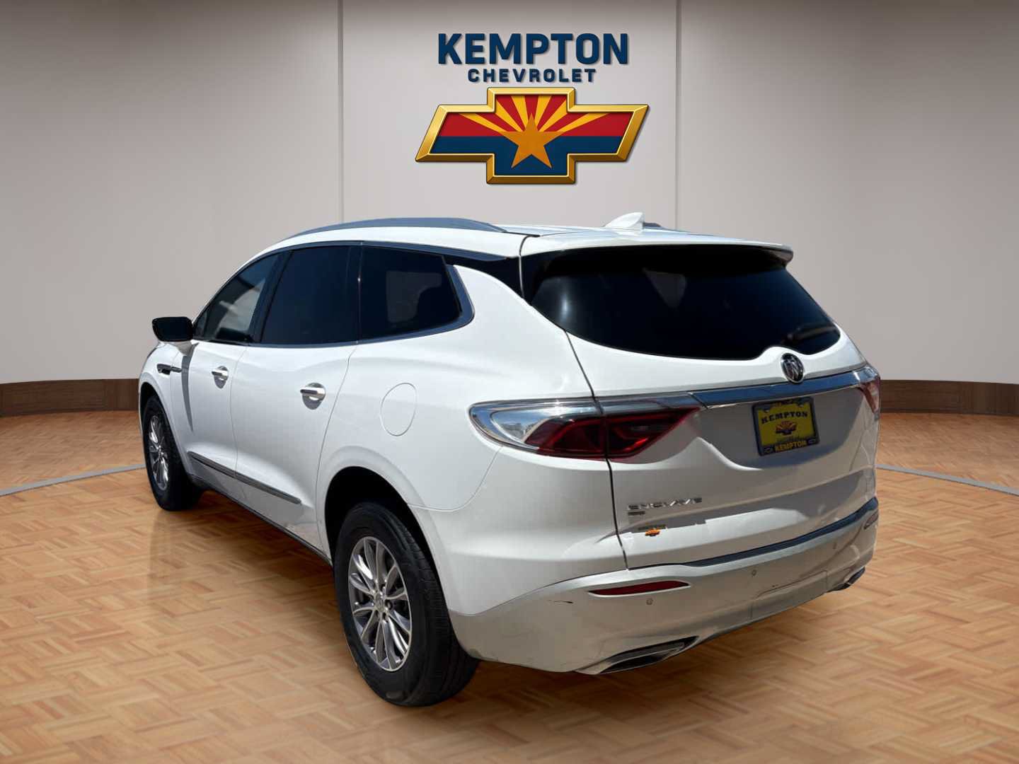 Used 2024 Buick Enclave Premium AWD/4WD image 4