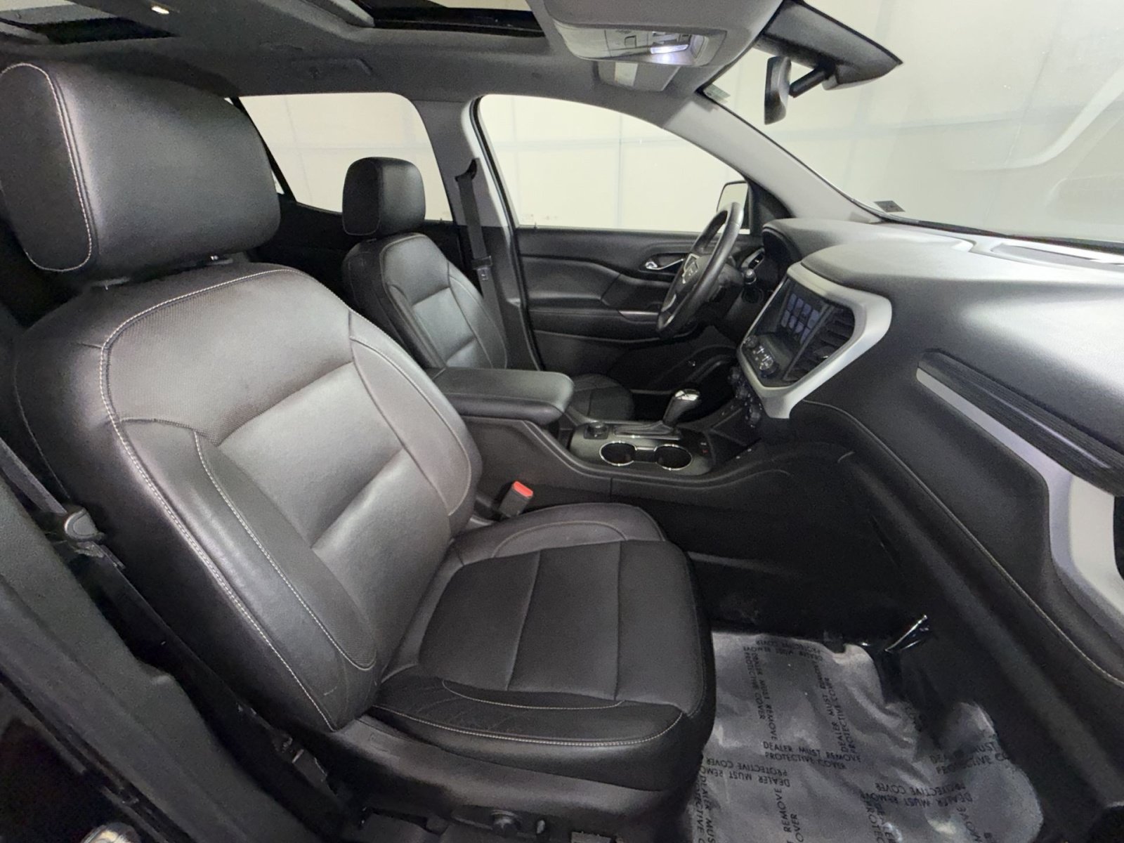 Used 2017 GMC Acadia SLT FWD image 28