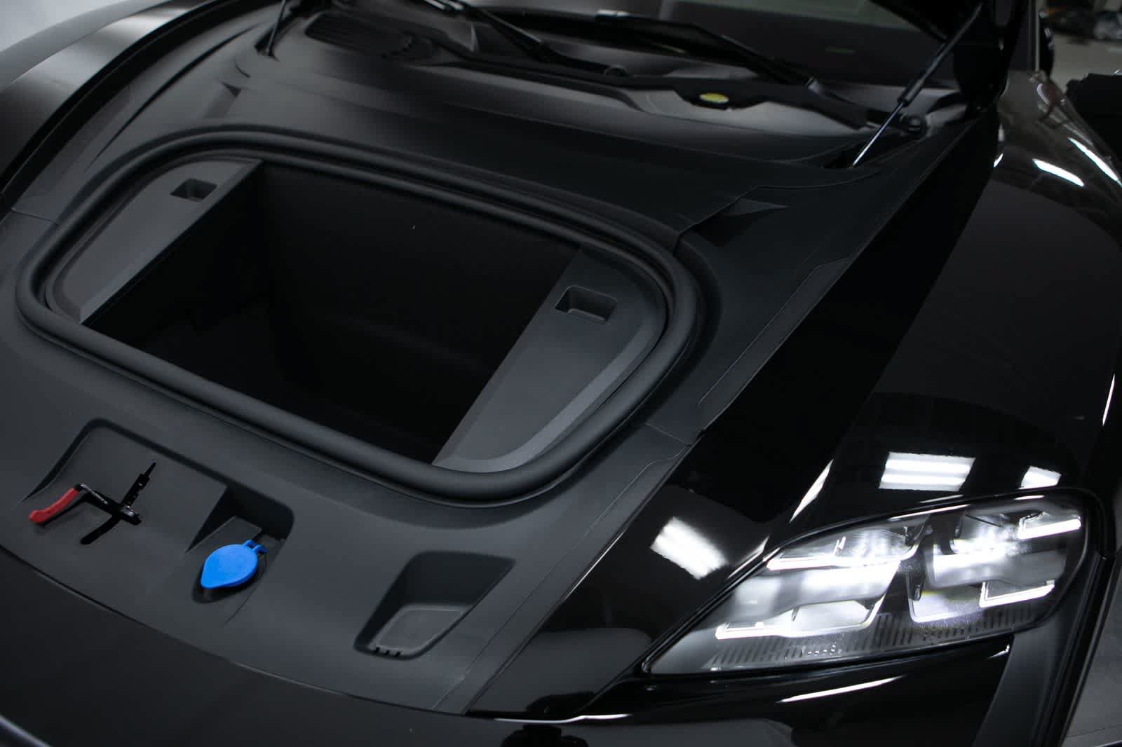 New 2026 Porsche Taycan Turbo AWD/4WD image 40