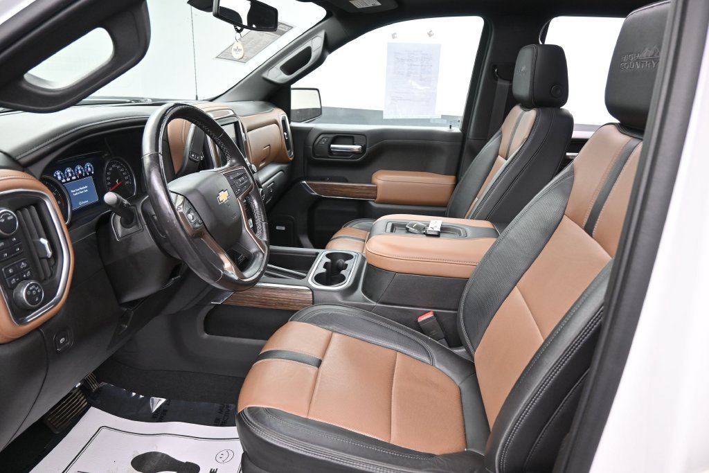 Used 2021 Chevrolet Silverado 1500 High Country AWD/4WD image 23