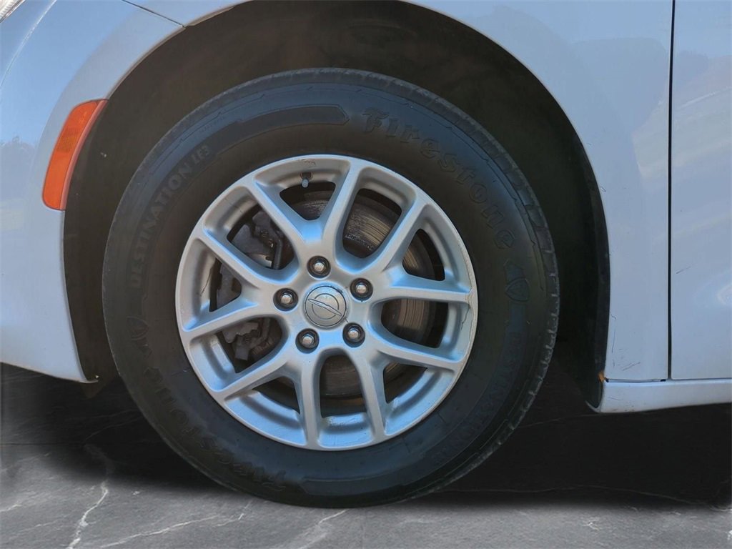 Used 2020 Chrysler Pacifica Touring-L image 26