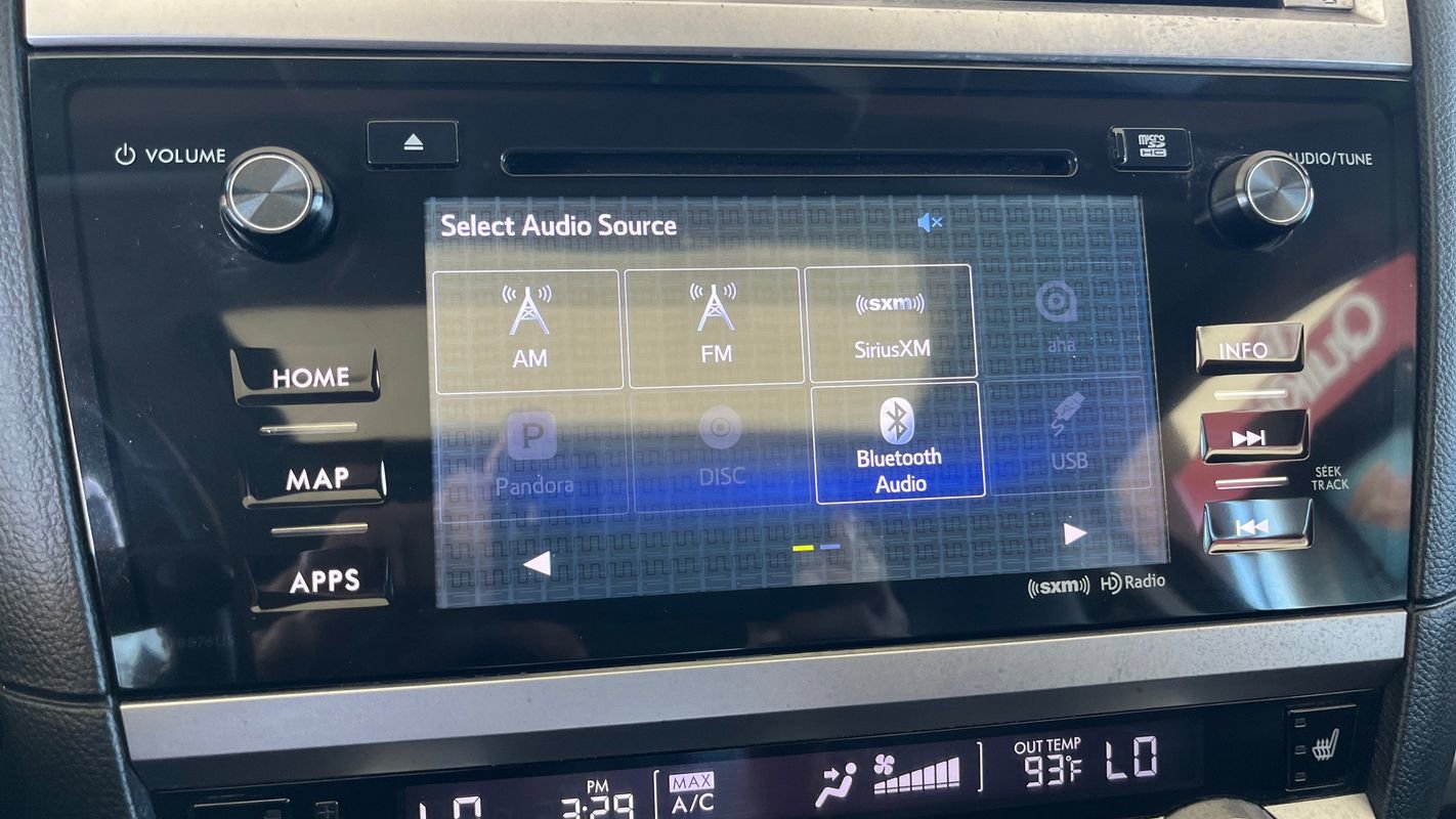 Used 2017 Subaru Outback 2.5i Limited image 12