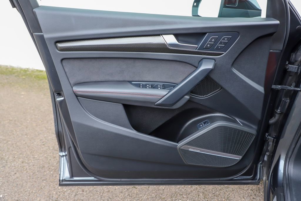 Used 2024 Audi SQ5 Premium Plus image 33