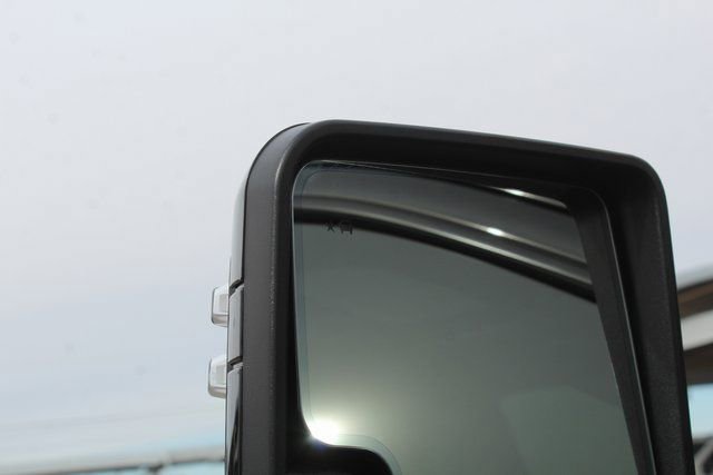 Used 2024 GMC Sierra 2500 AT4X w/ AT4X AEV Edition image 18