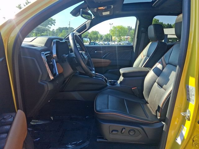 Used 2023 GMC Canyon AT4 w/ AT4 Premium Package AWD/4WD image 15