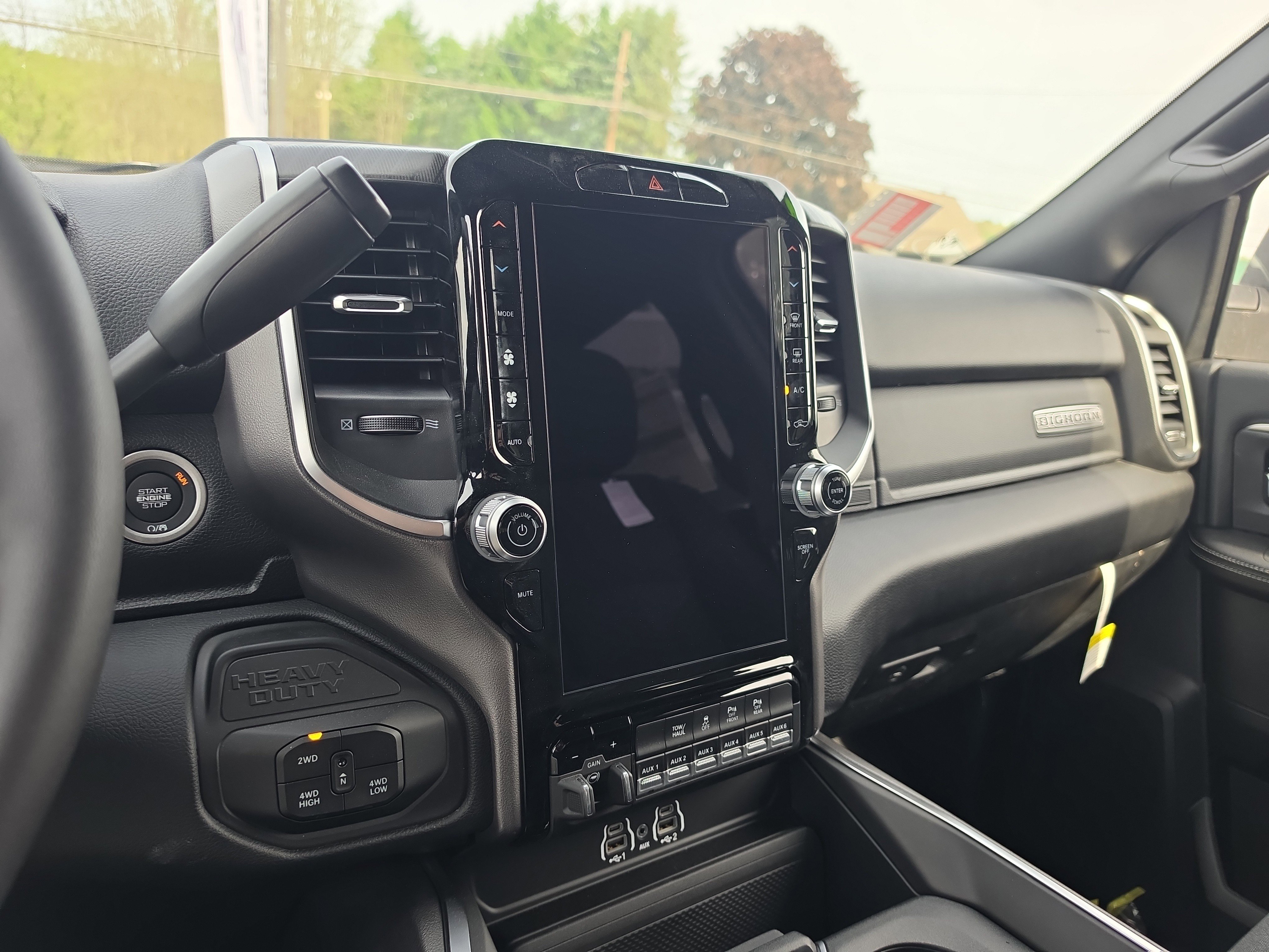 New 2026 RAM 2500 Big Horn AWD/4WD image 24