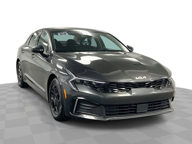 Used 2025 Kia K5 LXS image 1