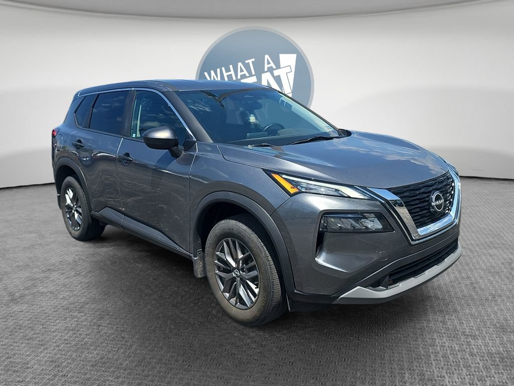 Used 2023 Nissan Rogue S AWD/4WD image 1