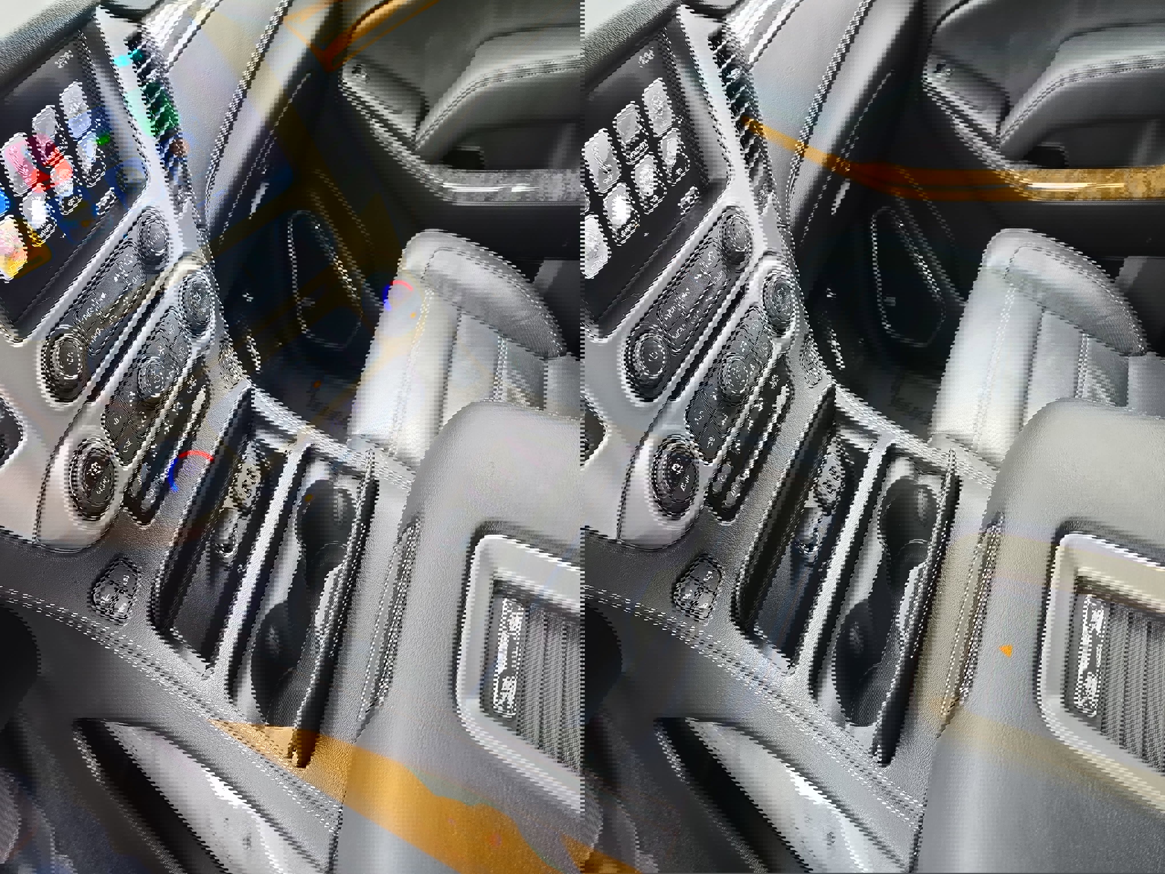 Used 2017 GMC Yukon Denali w/ Open Road Package image 24