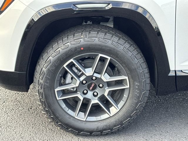New 2026 GMC Terrain AT4 w/ LPO, Floor Liner Package image 22