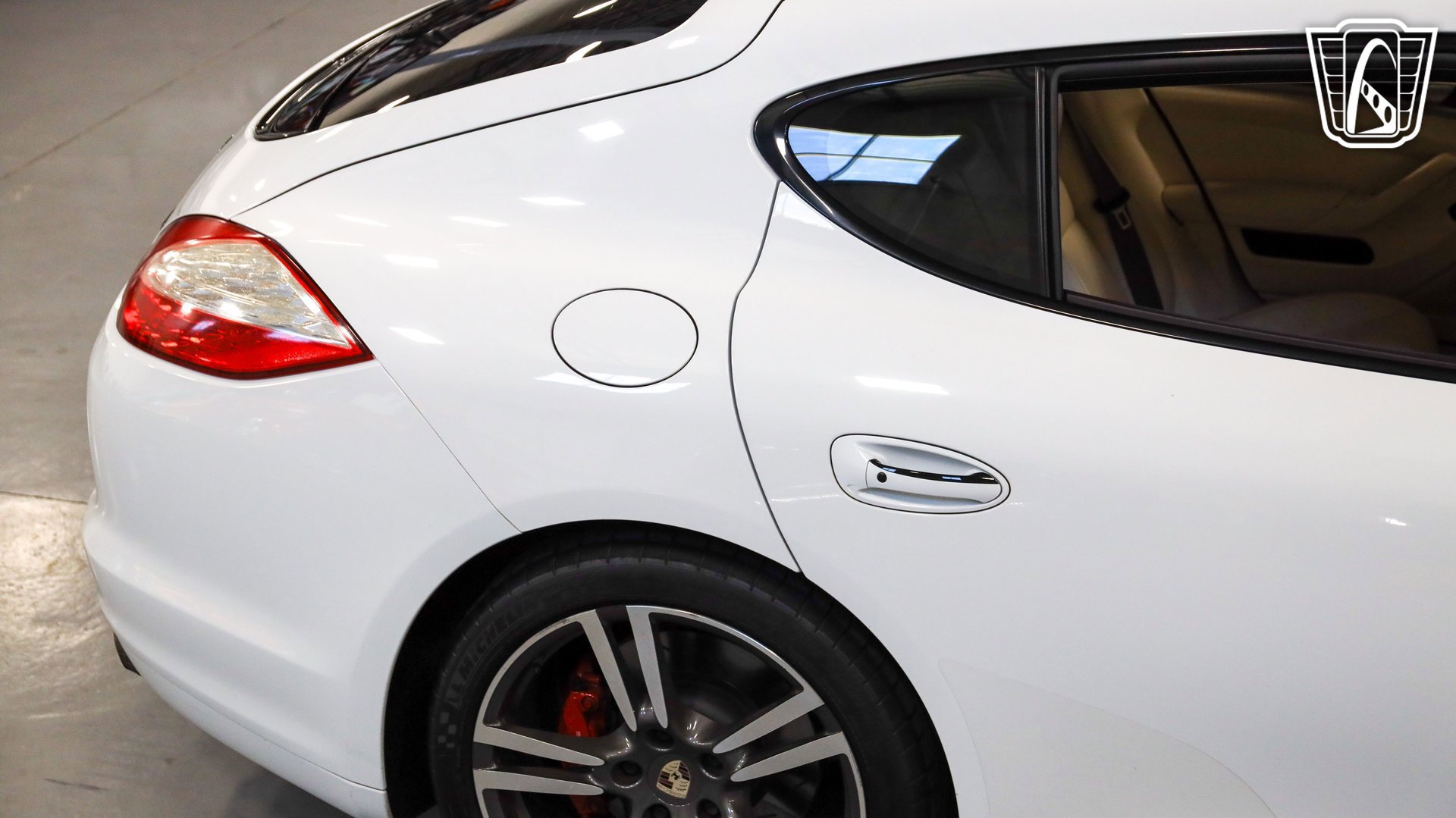 Used 2013 Porsche Panamera AWD/4WD image 28