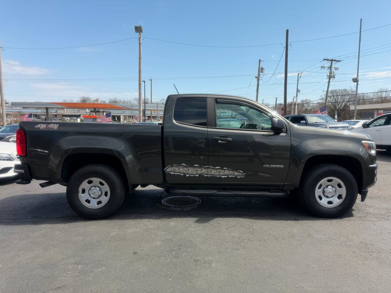 Used 2018 Chevrolet Colorado W/T w/ WT Convenience Package image 4