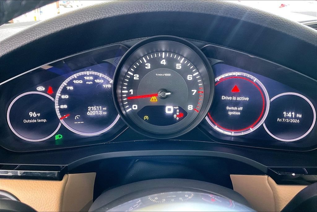 Used 2022 Porsche Cayenne Platinum Edition AWD/4WD image 29