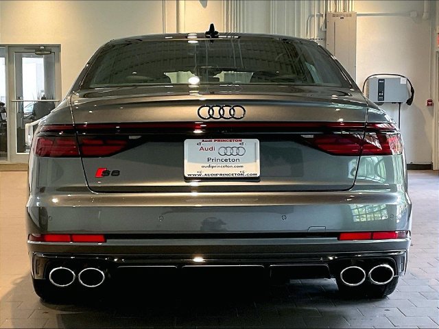 New 2027 Audi S8 AWD/4WD image 2