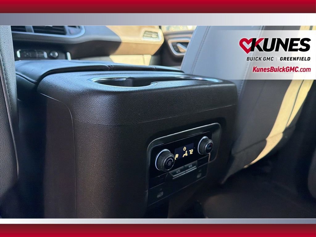 Used 2021 Chevrolet Tahoe LT image 32