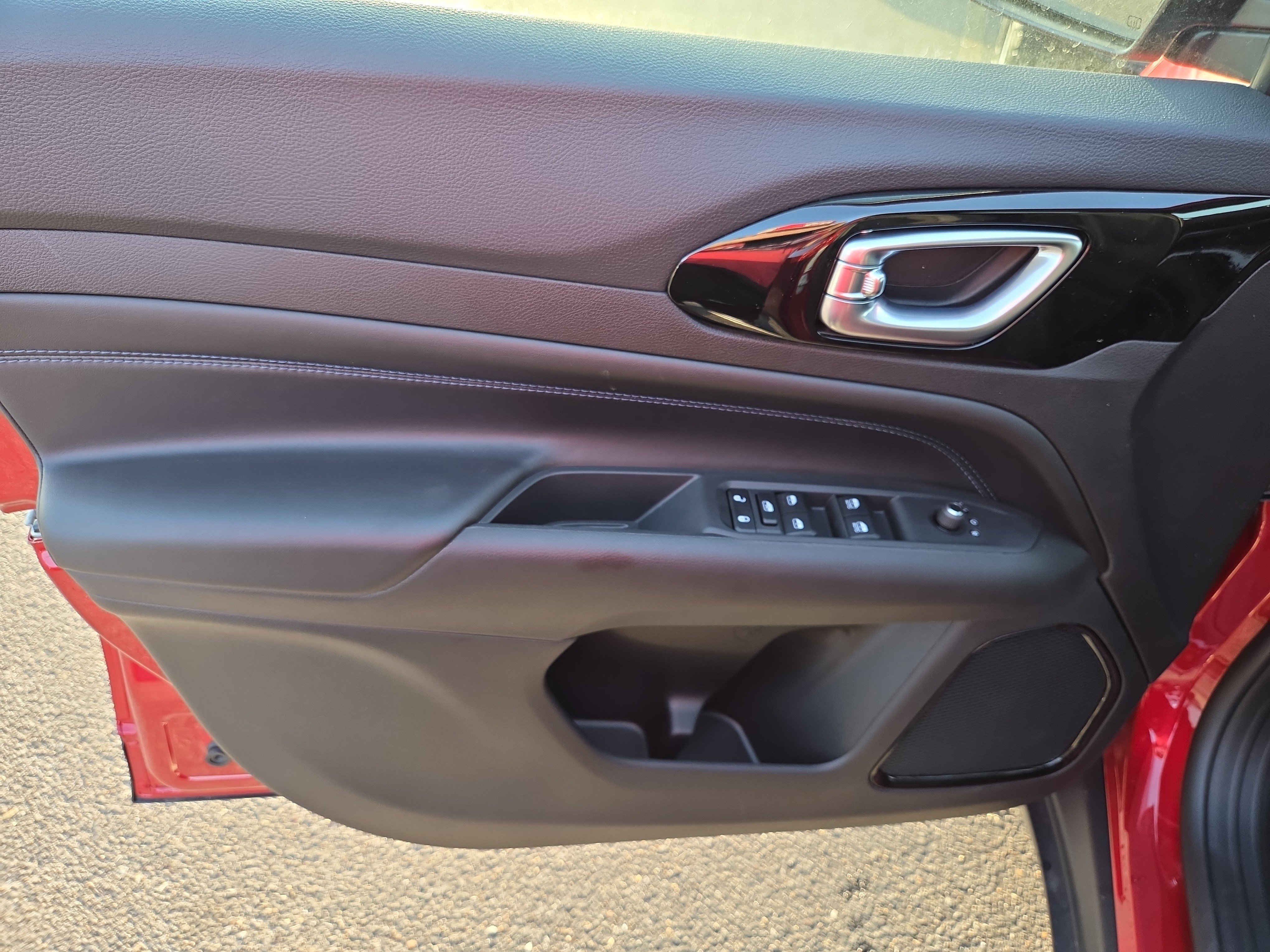 New 2026 Jeep Compass Latitude image 5