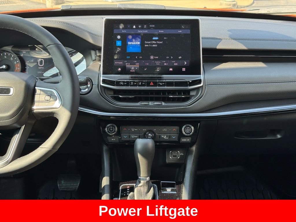 Used 2026 Jeep Compass Limited AWD/4WD image 19