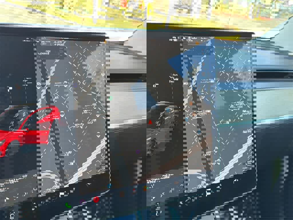 Used 2020 Tesla Model 3 Standard Range Plus image 16