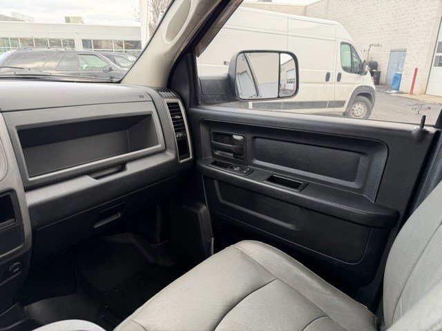 Used 2015 RAM 2500 Tradesman w/ Chrome Appearance Group image 19