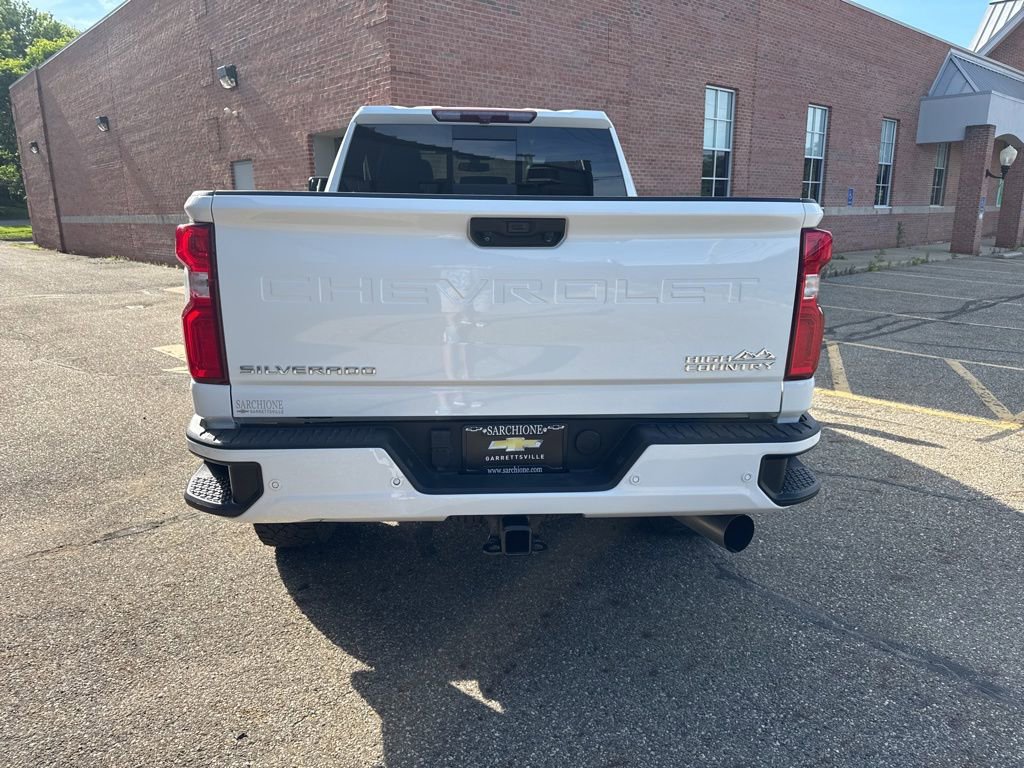 Used 2022 Chevrolet Silverado 2500 High Country w/ Z71 Off-Road Package AWD/4WD image 9