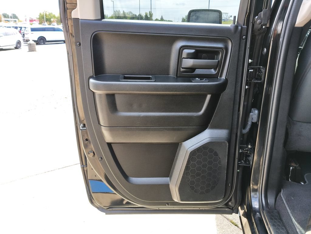 Used 2021 RAM 1500 Express w/ Wheel & Sound Group AWD/4WD image 20