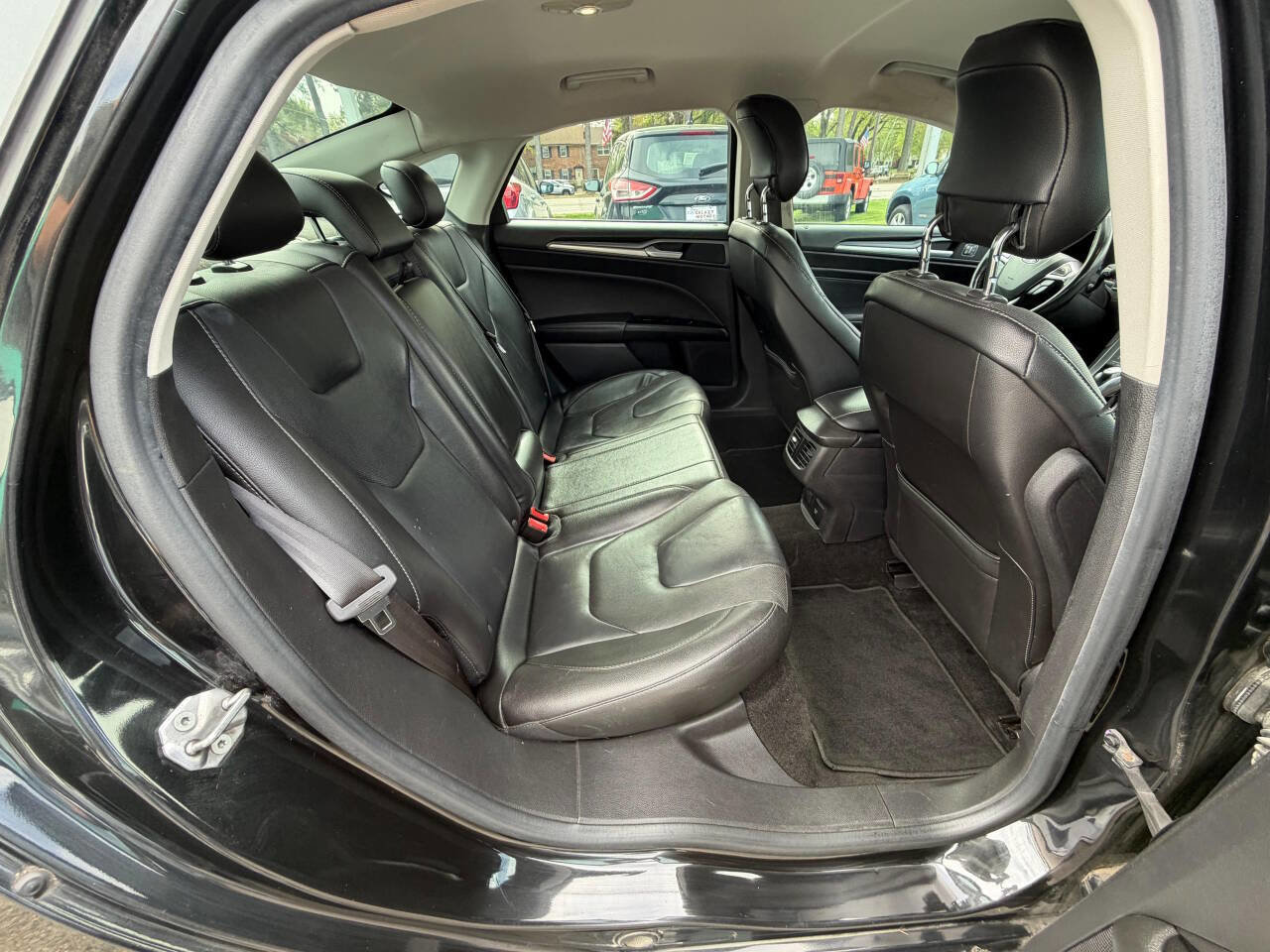 Used 2013 Ford Fusion Titanium w/ Titanium Driver Assist Pkg image 12