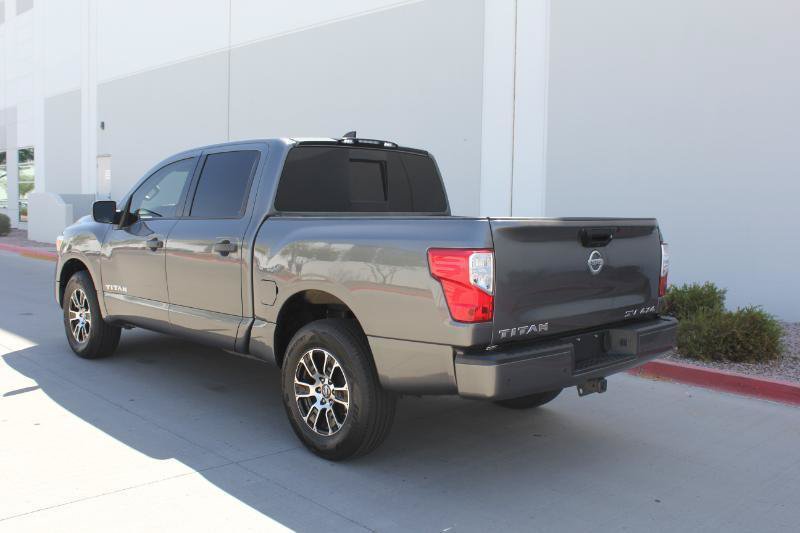 Used 2022 Nissan Titan SV AWD/4WD image 7