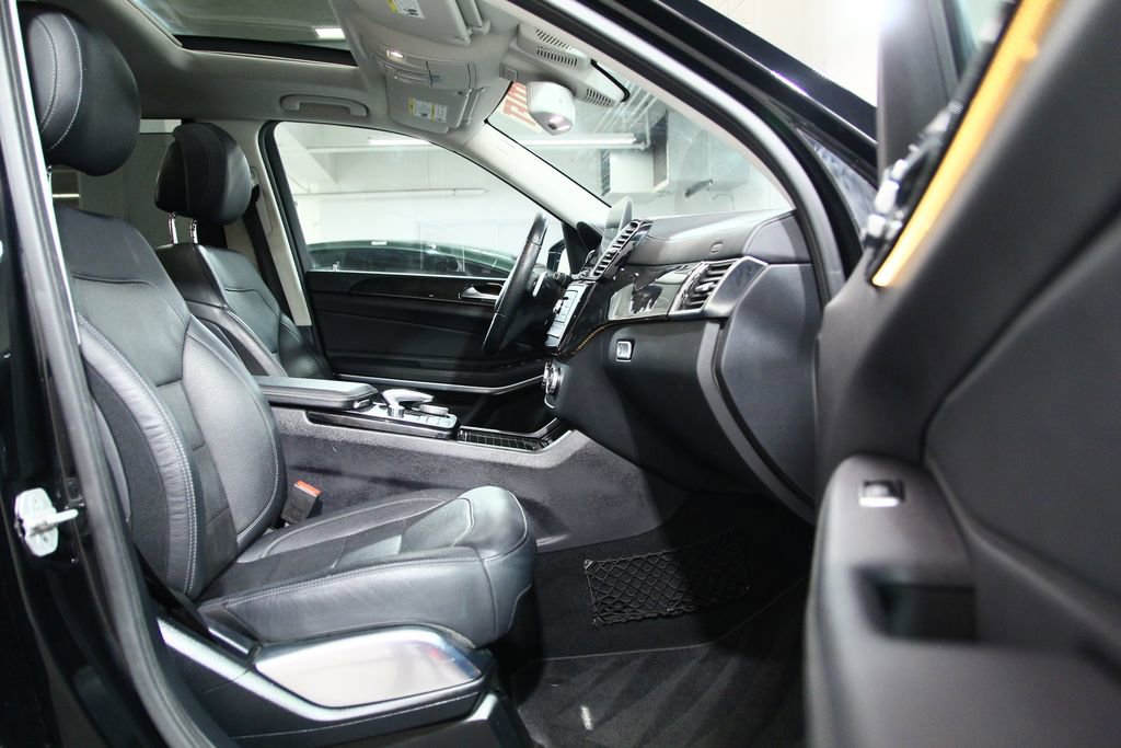 Used 2017 Mercedes-Benz GLS 550 GLS 550 image 24