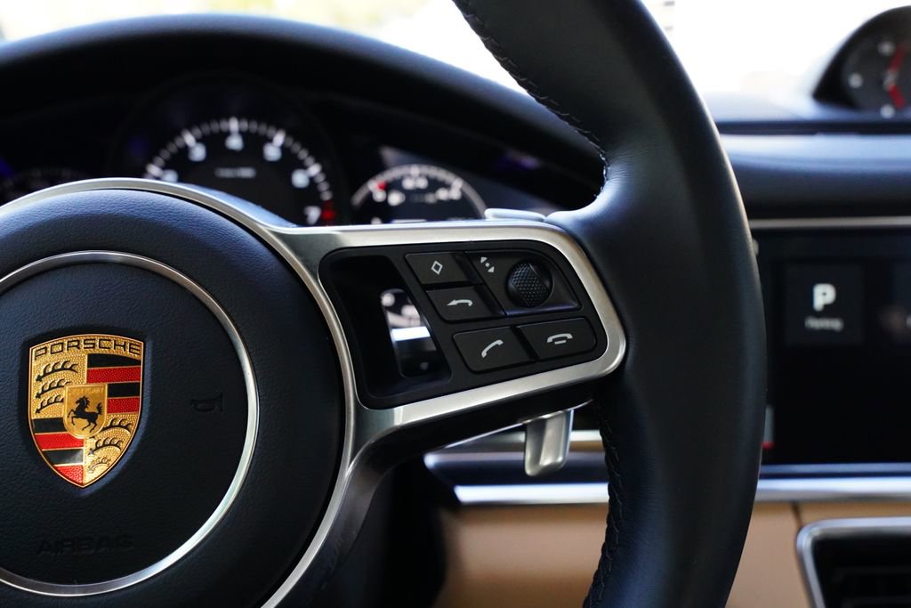 Used 2020 Porsche Panamera 4 AWD/4WD image 27