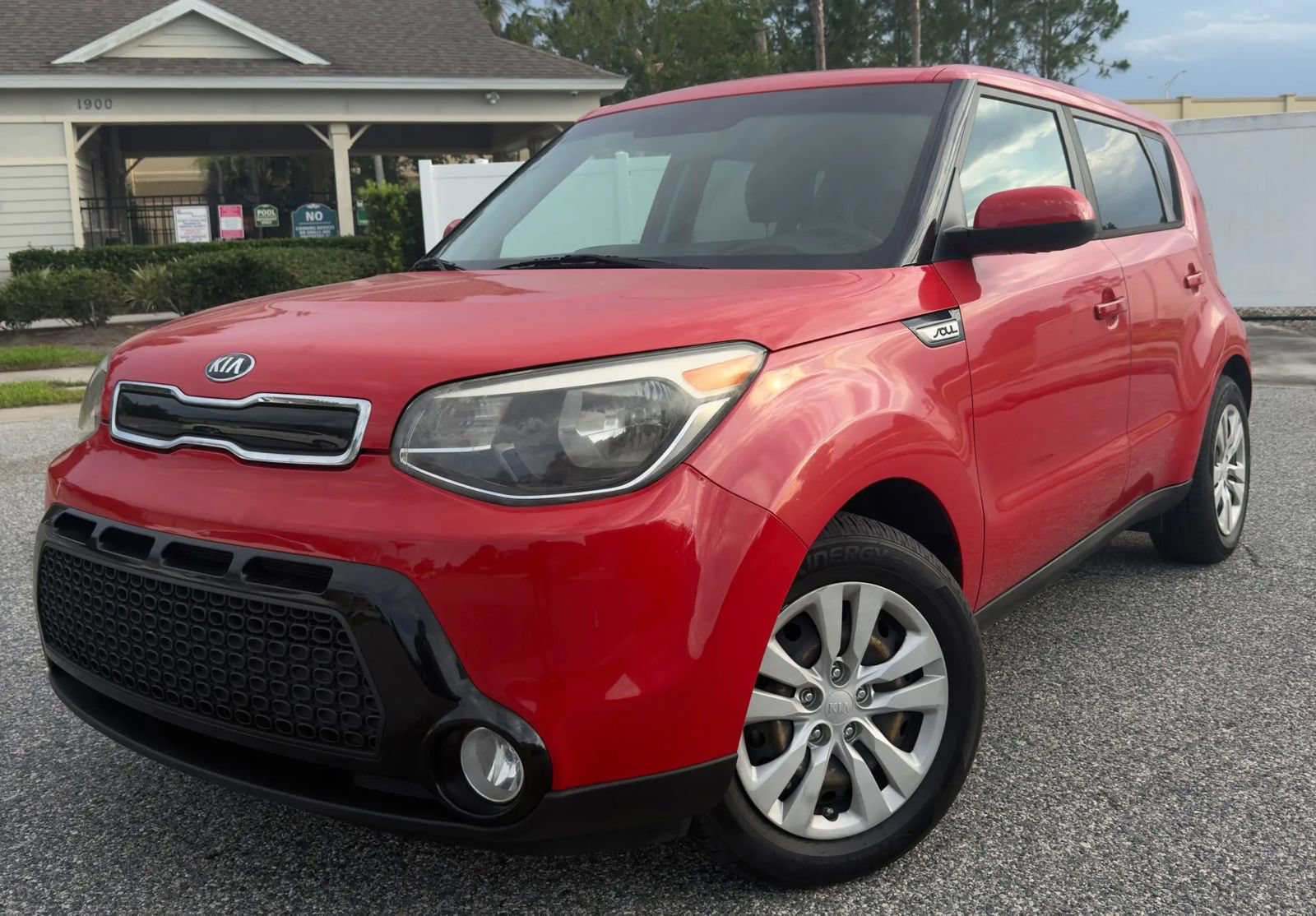 Used 2016 Kia Soul + FWD image 1