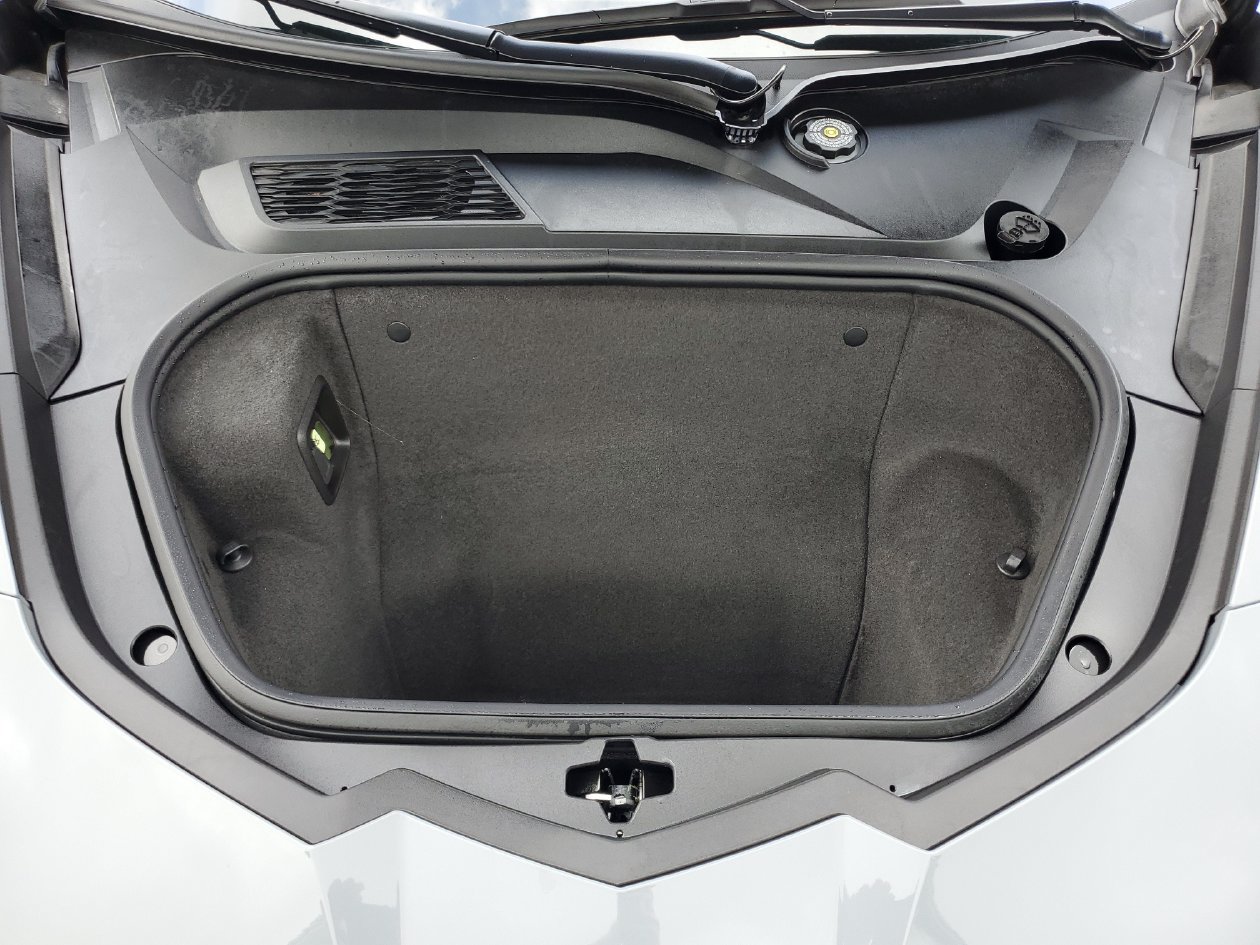 Used 2024 Chevrolet Corvette Stingray Premium Conv w/ Z51 Performance Package RWD image 9