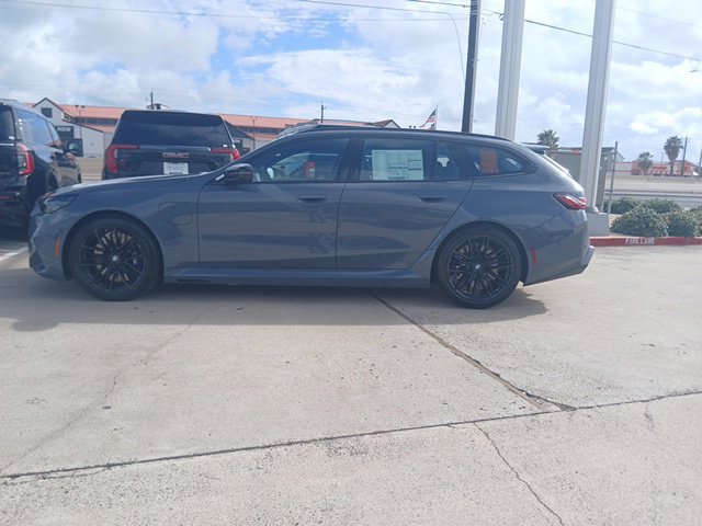 New 2027 BMW M5 Touring AWD/4WD image 6