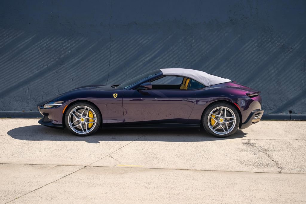 Used 2024 Ferrari Roma Spider image 4