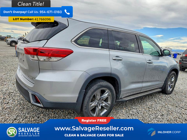 Used 2018 Toyota Highlander Limited Platinum image 4