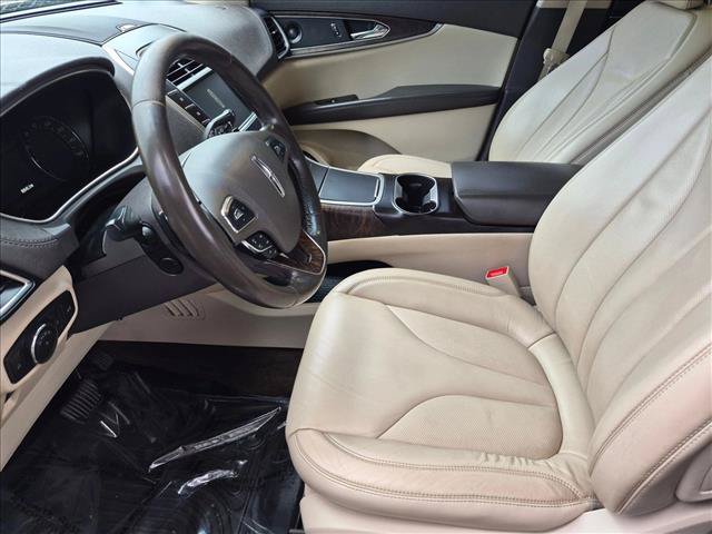 Used 2016 Lincoln MKX Select w/ Select Plus Package FWD image 17