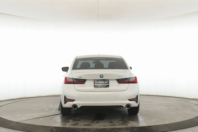 Used 2022 BMW 330e xDrive image 11